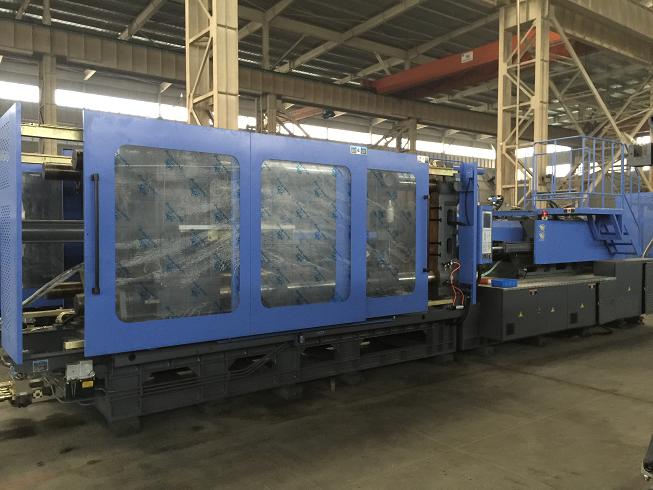730T servo motor injection molding machine
